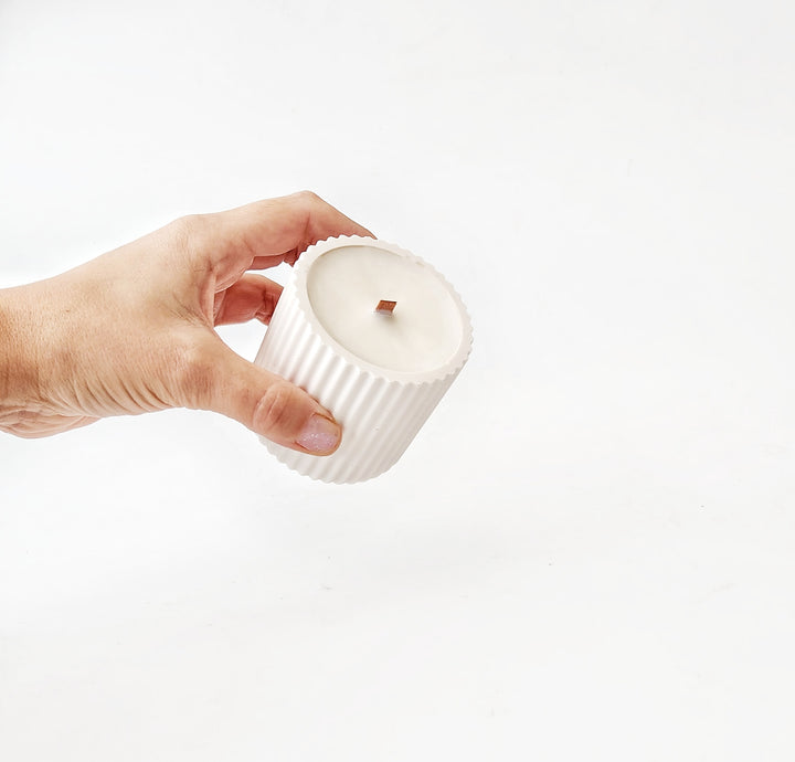Baked Cinnamon Bun Scent in Scandinavian Standard Candle